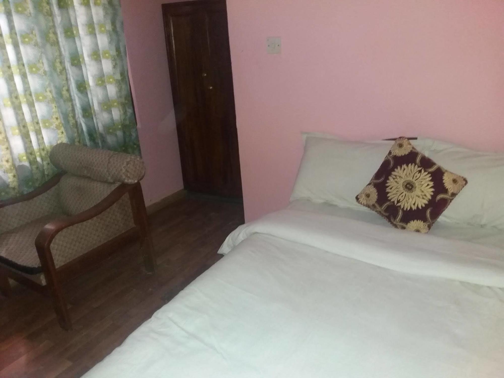 Kings Land Hotel Kathmandu Ngoại thất bức ảnh