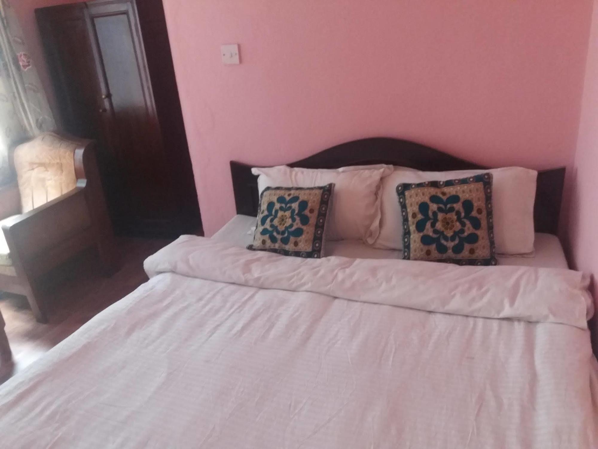 Kings Land Hotel Kathmandu Ngoại thất bức ảnh